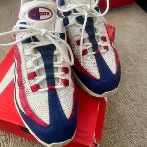 Nike Air Max 95 White Blue Red Mesh Athletic Sneakers